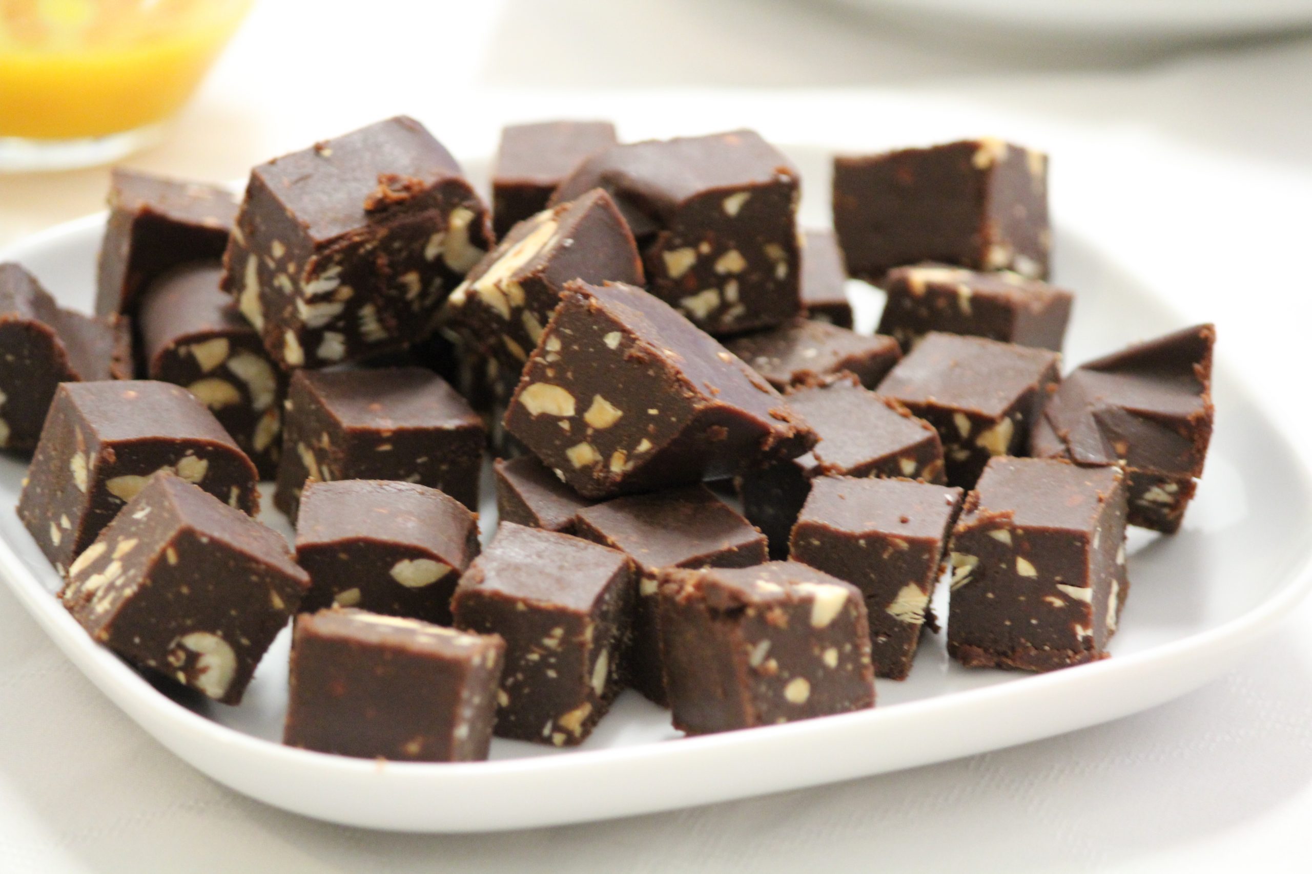 Torrão de chocolate e amendoim (vegan e sem açúcar) - Mil Grãos